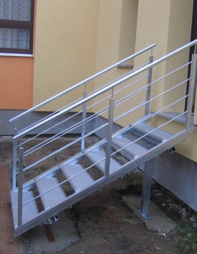 schody MŠ-Milín (2)
